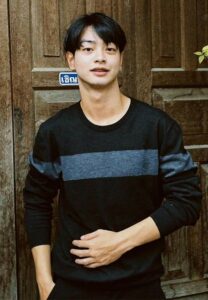 Pongsaphon-wongkaew-เสื้อแขนยาวดำ