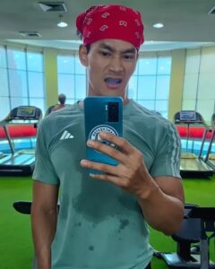 Art Surin Reunreing ผ้าโผกหัว Art Surin Reunreing ผ้าโผกหัว