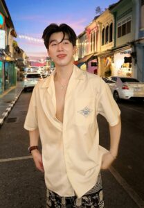 Chang-หล่อออร่า
