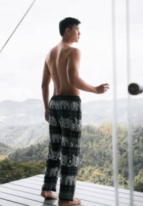 Fluke-Panupong-ยืนชิว