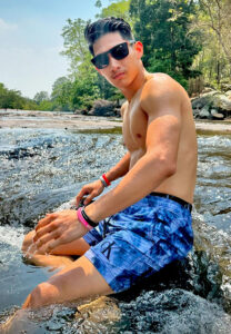 Patch-Dach-ใส่แว่นดำ-madamboys