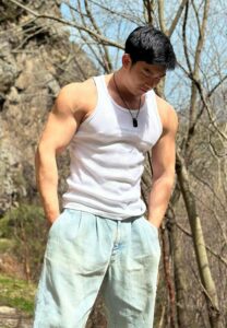 Natt-(Bill)-กล้ามสวย