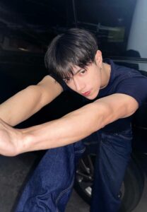 Thanathip-รูปหล่อ