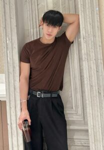 Thanathip-หล่อสะบัด