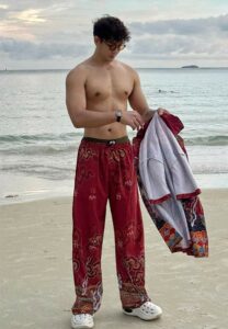 Bombay-กางเกงแดง