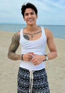 Apisit-Sangming-ชิวชิว