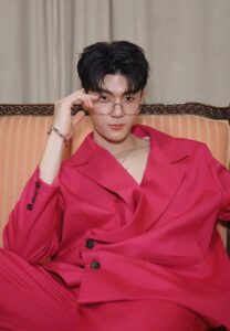 Thanut-jiraratchakit-ทะเล้น