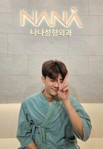 Thanut-jiraratchakit-สองนิ้ว