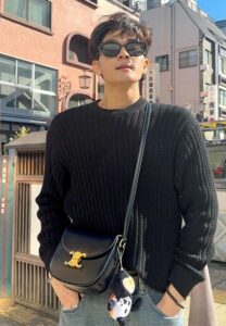 Thanut-jiraratchakit-ใส่แว่นดำ