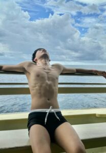 Guy pawa-001-Fabulous