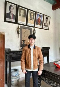 Justin D. Rochanavedya-008-Lovely