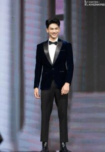 Folk saransrirat-021-Fabulous