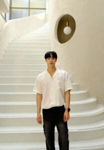 Jakkrit Intana-016-Radiant