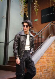 Puth Manajareondee-008-Radiant