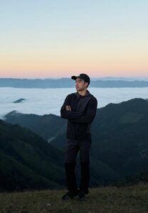 Kiattisak Aomchompoo-008-Radiant