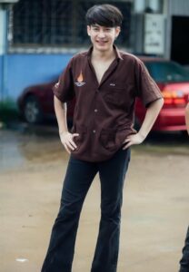 Toey Apiwat-004-Attractive