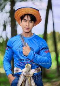Nontawat Somnet-003-Elegant